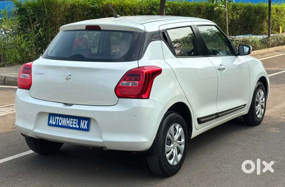 Maruti Suzuki Swift Vxi, 2021, Petrol