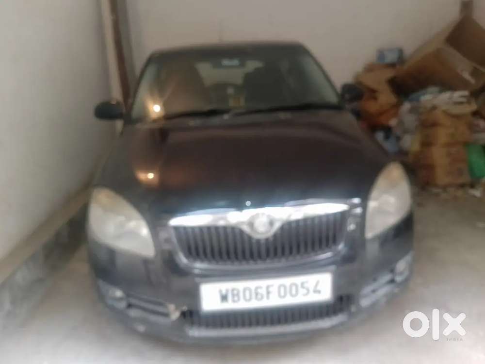 Skoda Fabia 2010 Petrol 70000 Km Driven
