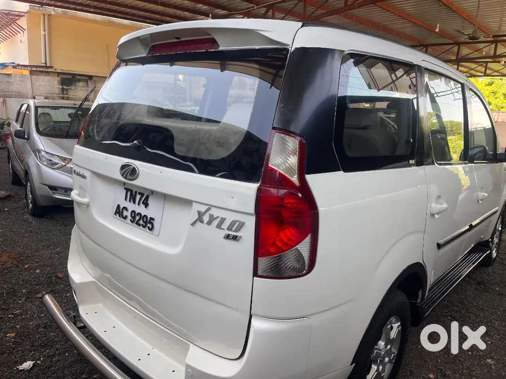Mahindra Xylo 2012