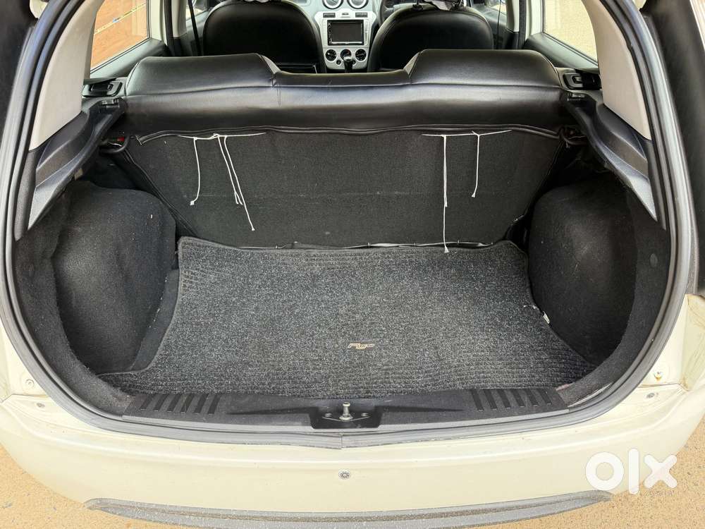 Ford Figo 1.2 Duratec Petrol Exi, 2011, Petrol