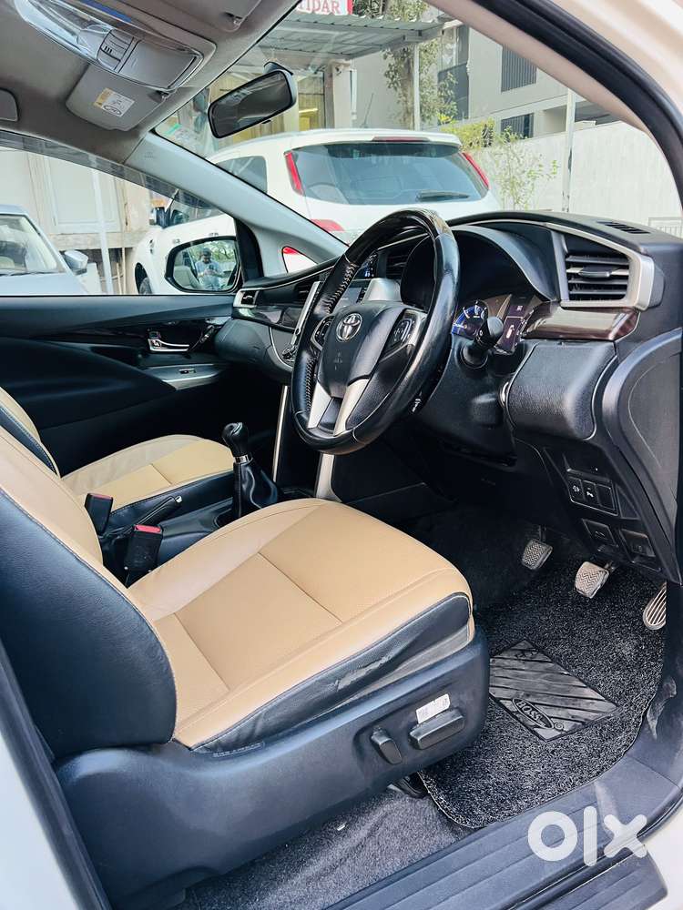 Toyota Innova Crysta