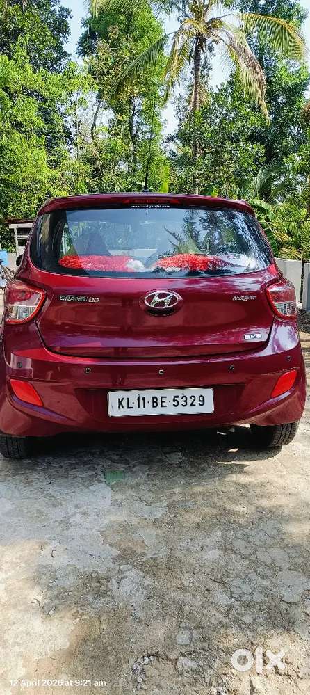 Hyundai Grand I10 2016 Petrol 90000 Km Driven
