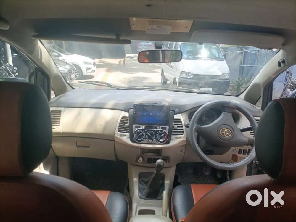 Toyota Innova 2.5 G 2012