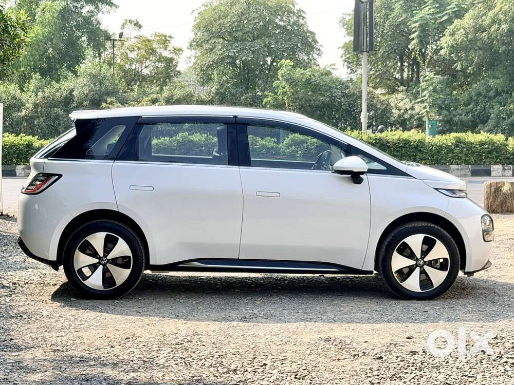 Mg Windsor Ev Essence, 2025, Electric