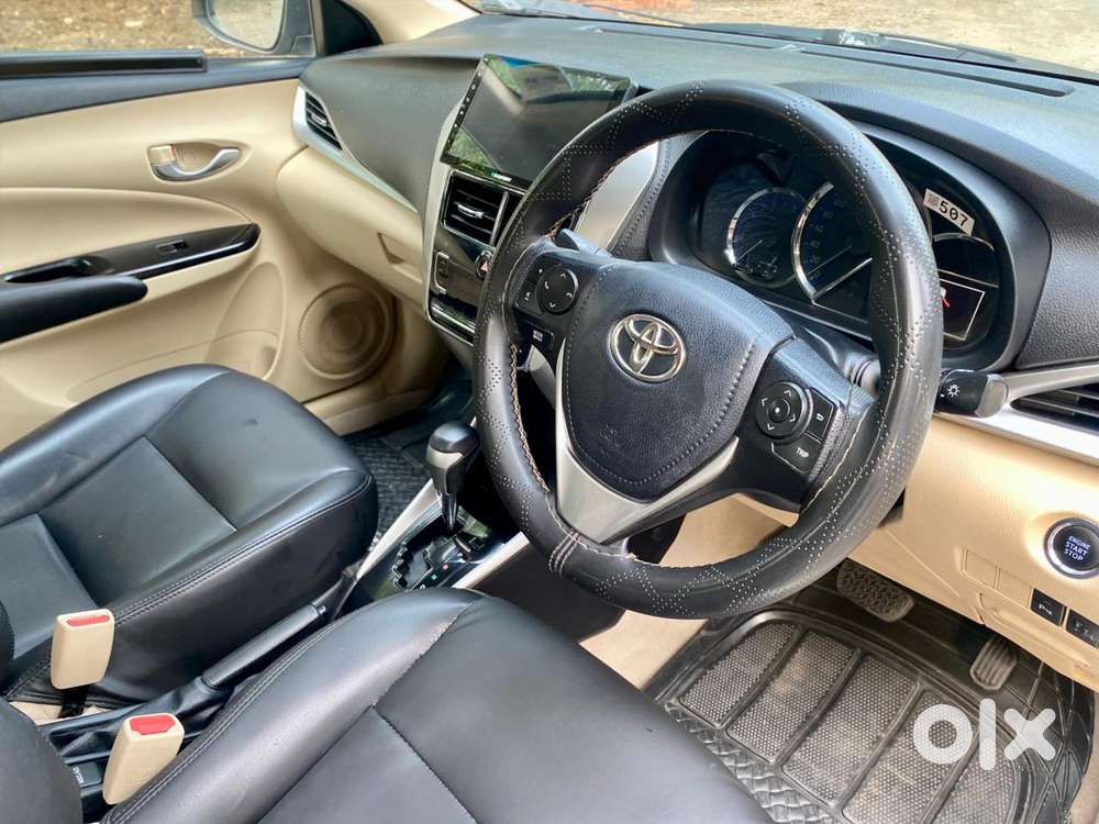 Toyota Yaris G Cvt, 2020, Petrol