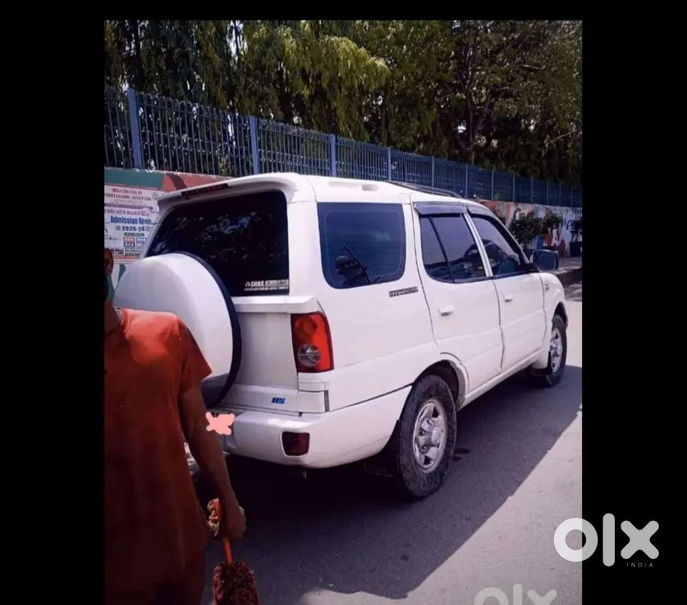 Tata Safari 2011 Diesel Well Maintained And 4 Tyers New 10 Days Before