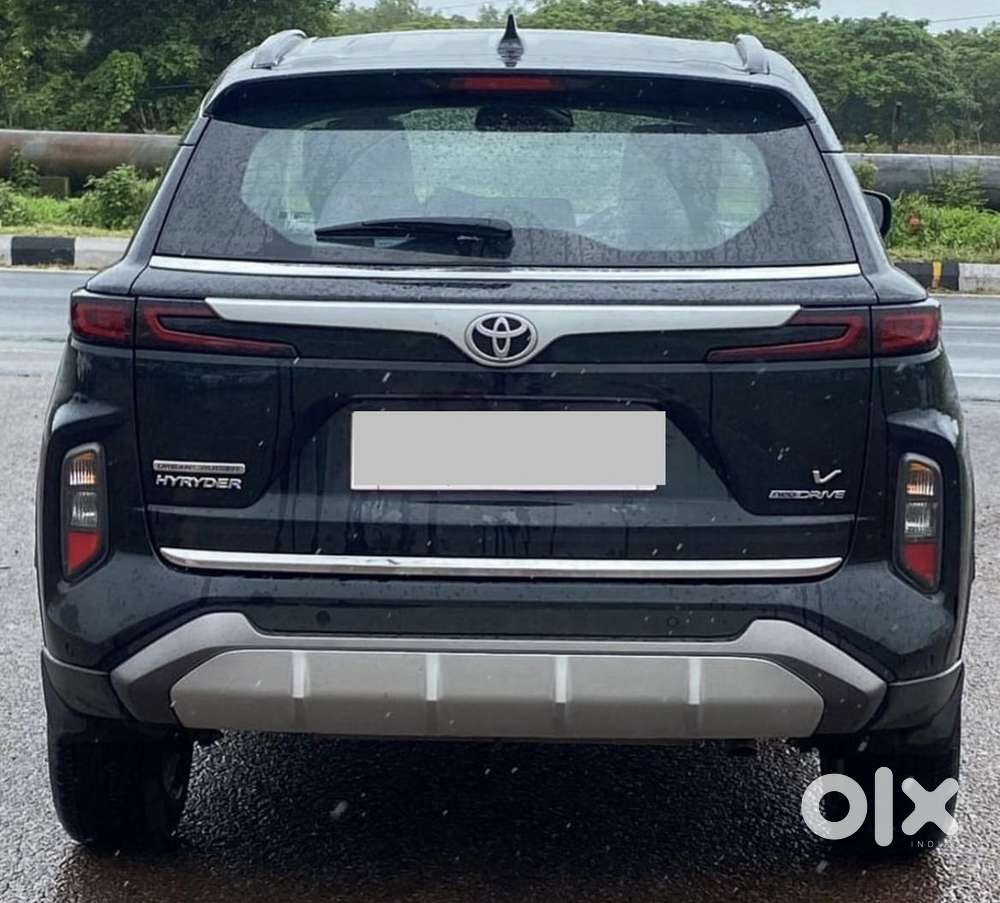 Toyota Urban Cruiser Hyryder 1.5 V Neo Drive, 2023, Petrol