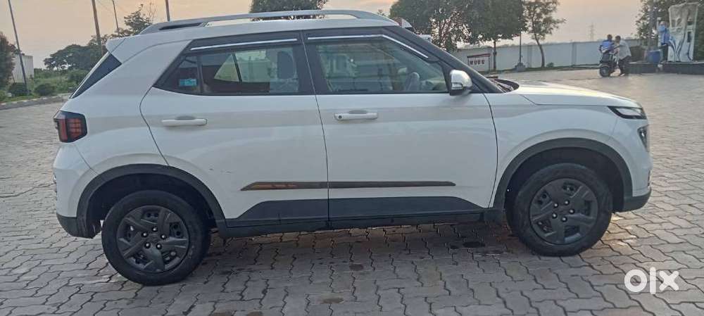 Hyundai Venue S Mt 1.2 Kappa, 2023, Petrol