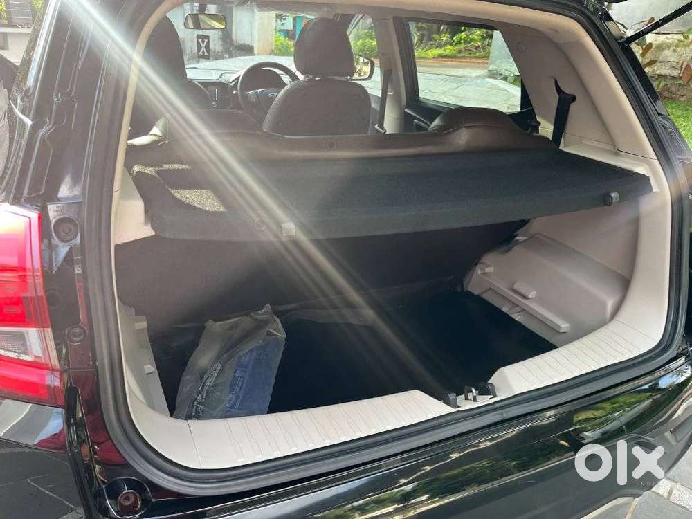 Mahindra Xuv300 W6 Diesel, 2022, Diesel
