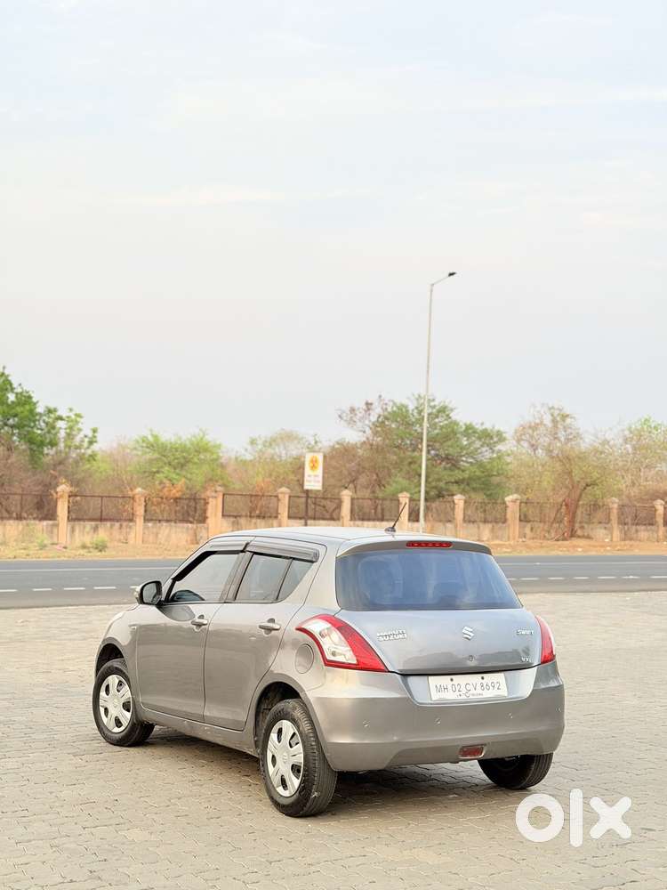 Maruti Suzuki Swift Vxi + Manual, 2013, Petrol