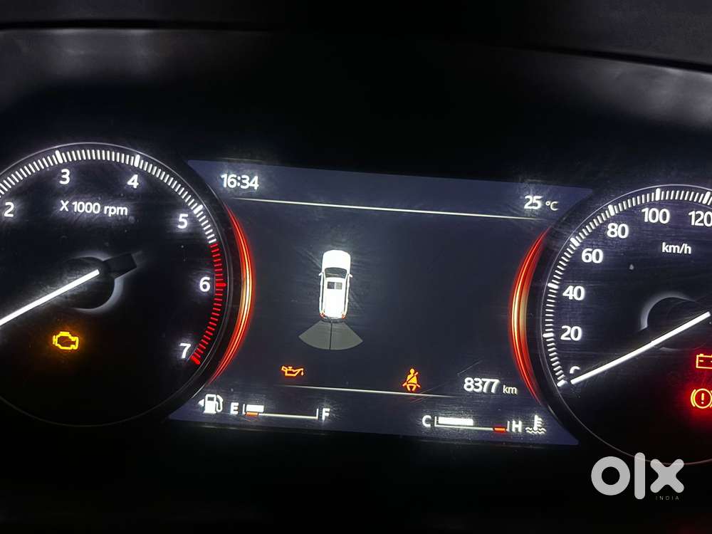 Mahindra Scorpio N Z8 Petrol Mt 7 Str, 2025, Petrol