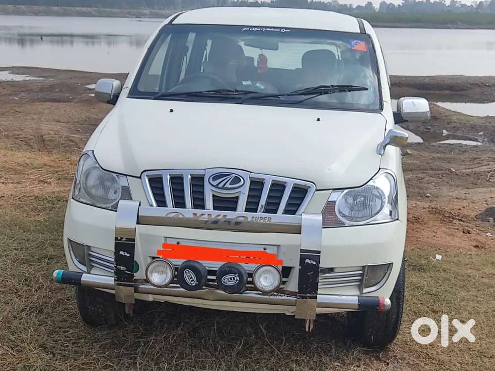 Mahindra Xylo Available
