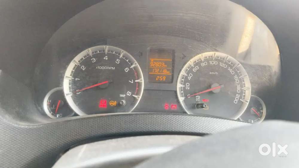 Maruti Suzuki Swift Dzire 2014 Petrol /cng Good Condition