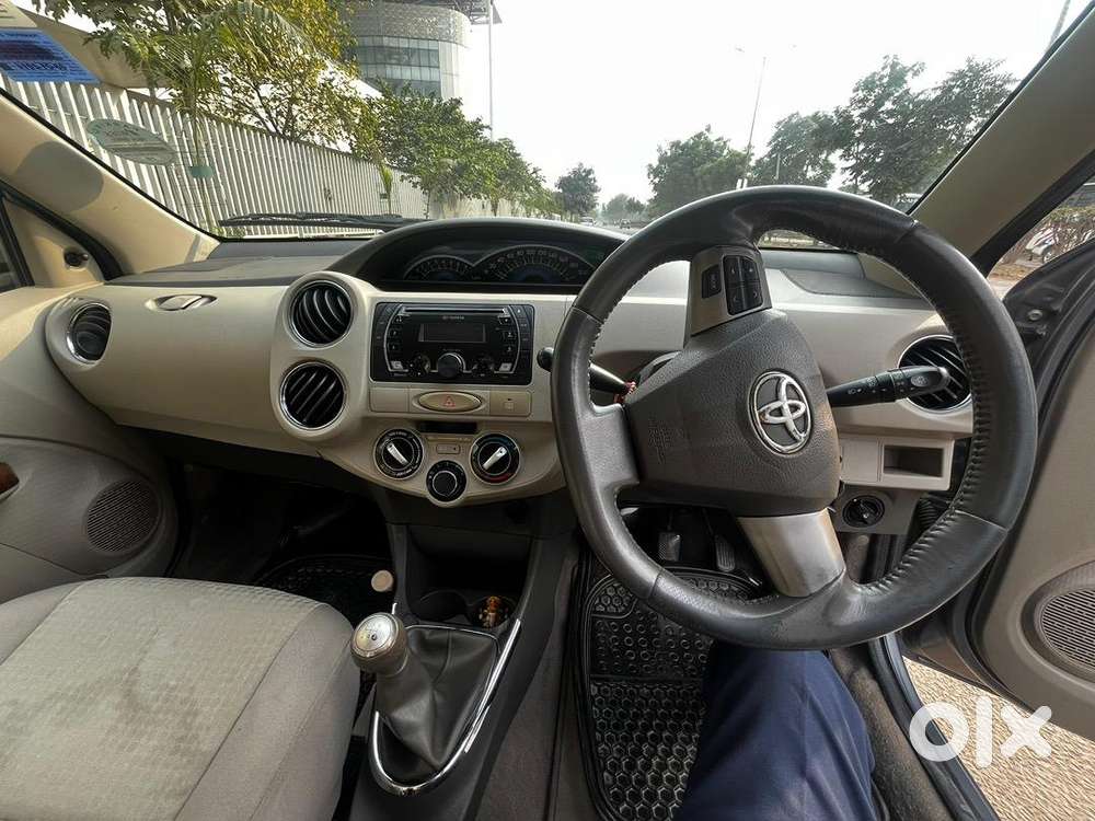 Toyota Petrol Manual 2013 Car