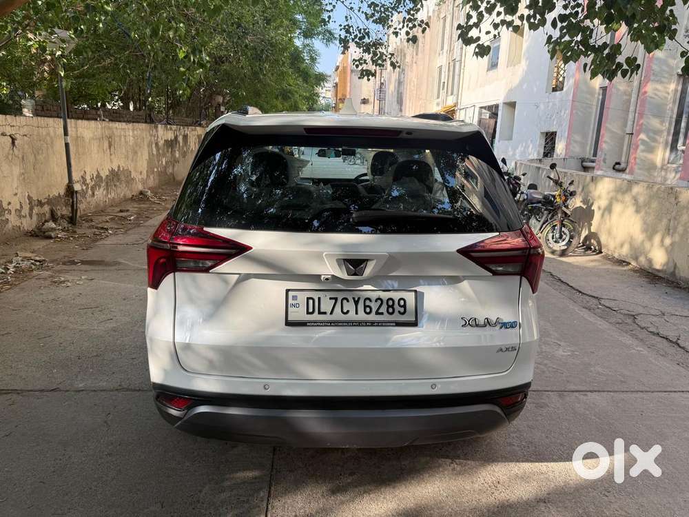 Mahindra Xuv700 2.0 Ax 5 Petrol At Str, 2026, Petrol