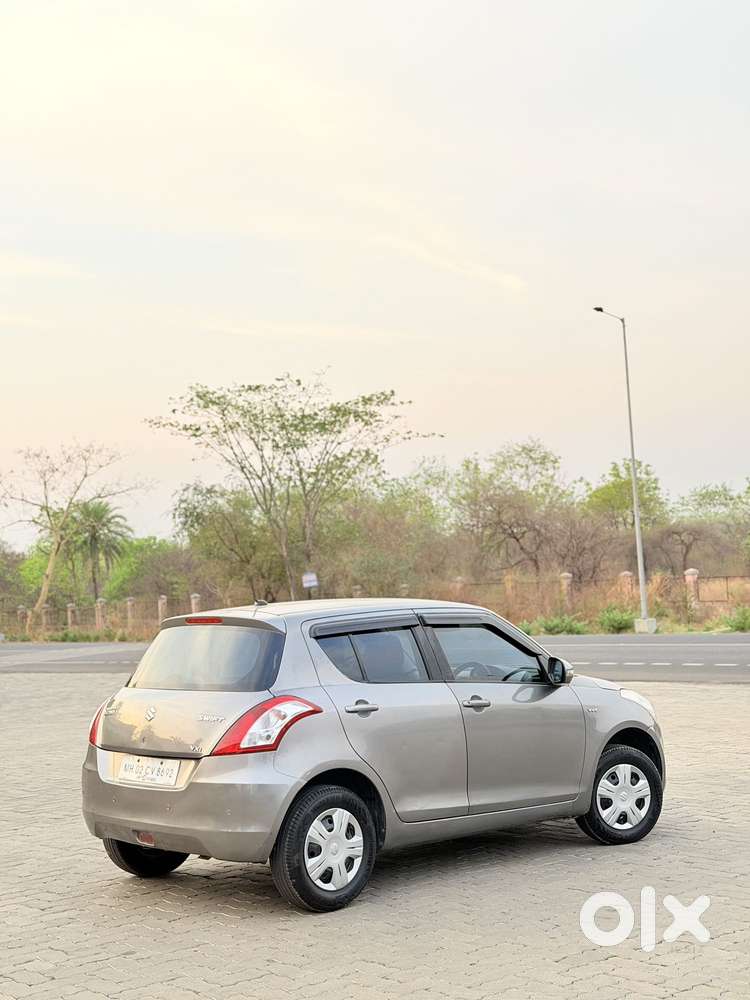Maruti Suzuki Swift Vxi + Manual, 2013, Petrol