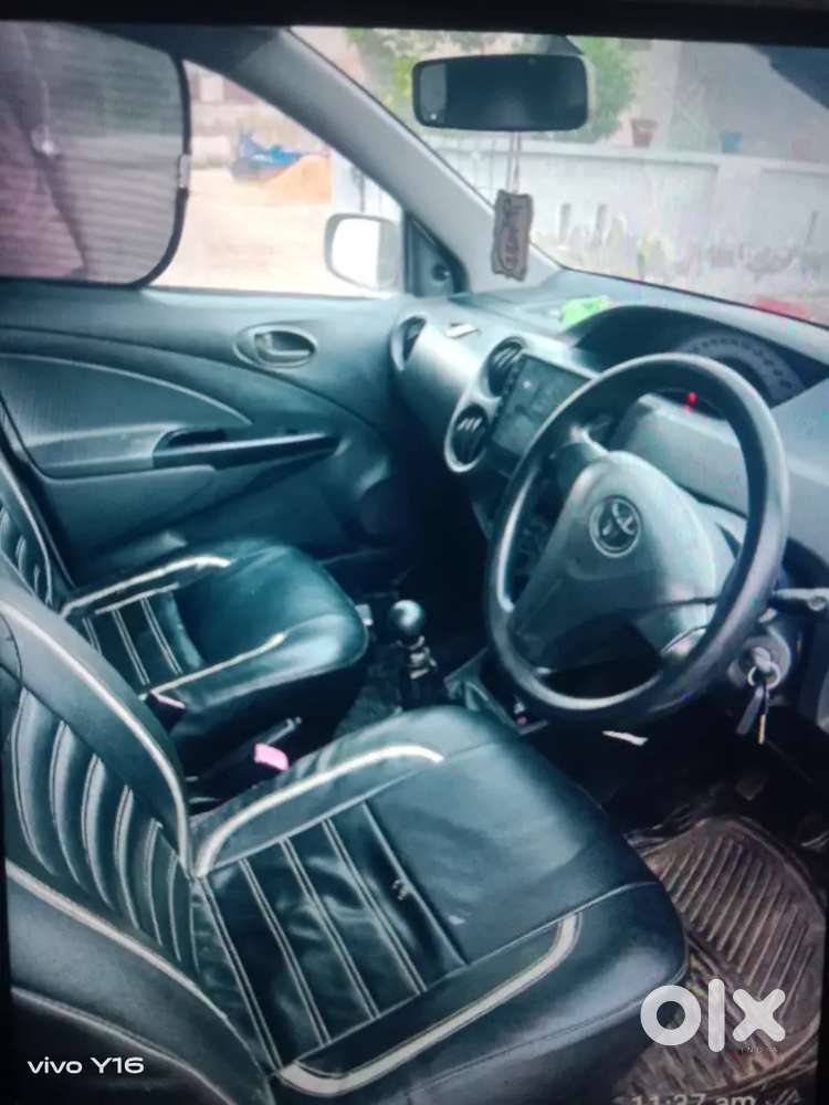Car Etios Vd