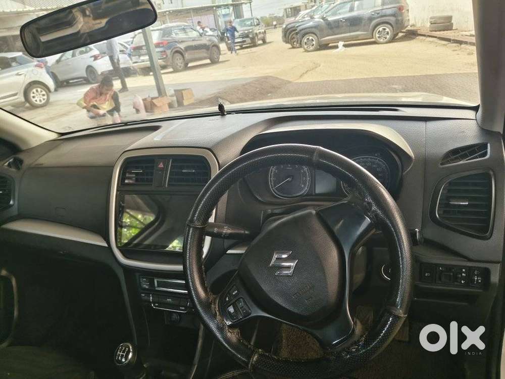 Maruti Suzuki Brezza Vxi At, 2020, Petrol