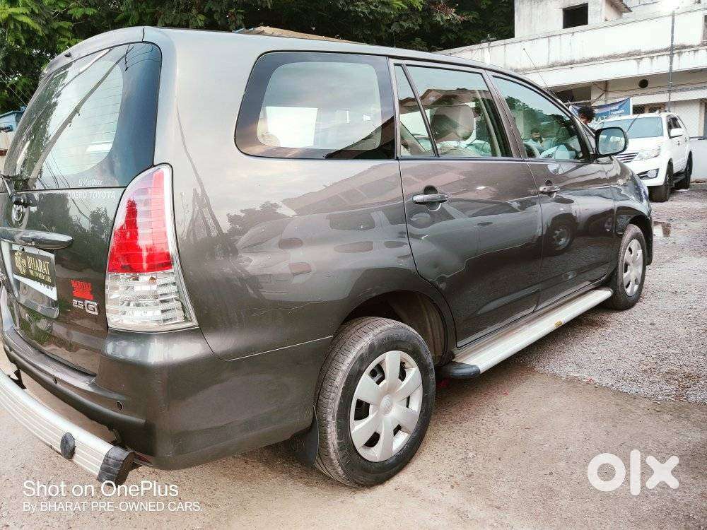 Toyota Innova 2.5 G (diesel) 8 Seater, 2009, Diesel