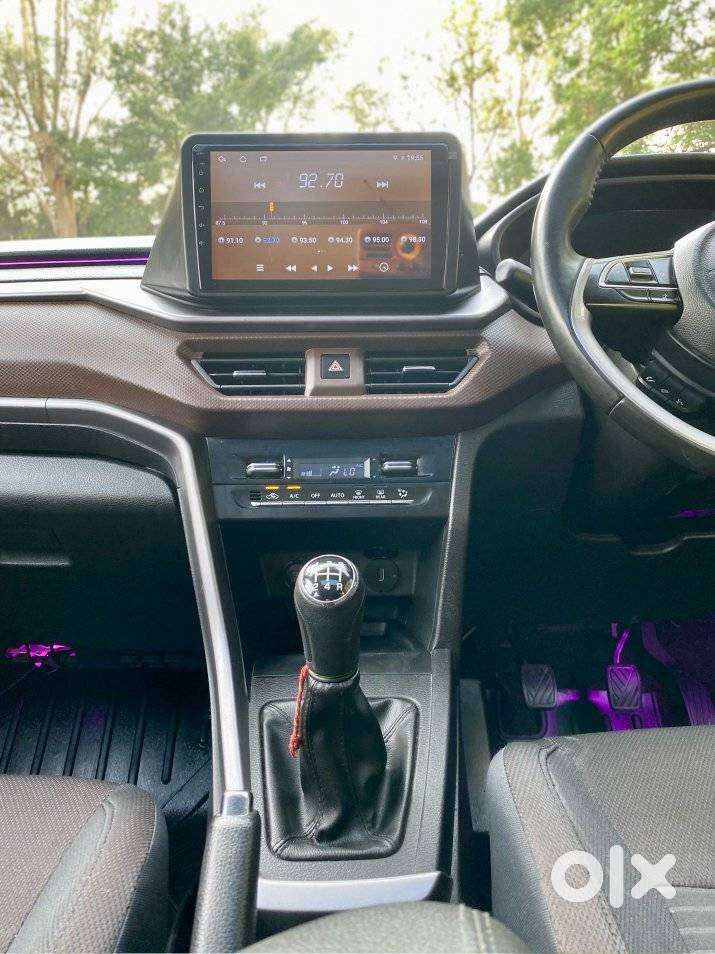 Maruti Suzuki Brezza 1.5 Zxi Smart Hybrid, 2022, Petrol