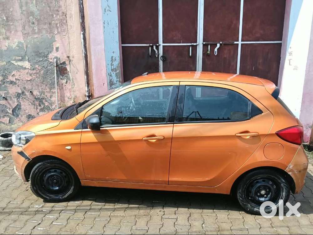 Tata Tiago Xt Petrol+cng 2016, 1.74 Lakh Km, Delhi Reg