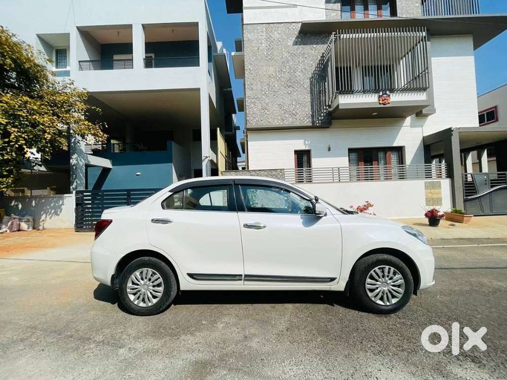 Maruti Suzuki Swift Dzire 1.3 Vxi, 2022, Petrol