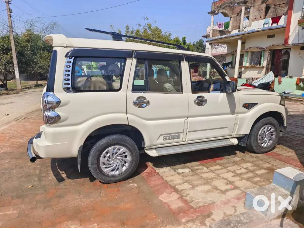 Mahindra Scorpio S11 2017 Diesel Manual