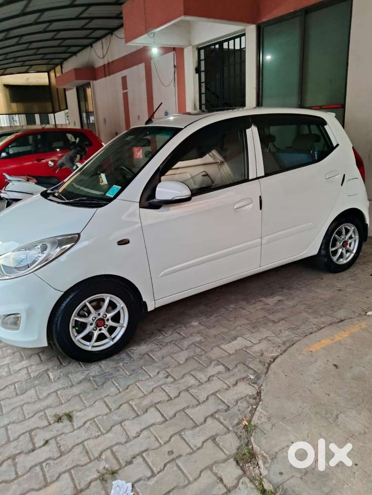 Hyundai I10 Asta At, 2011