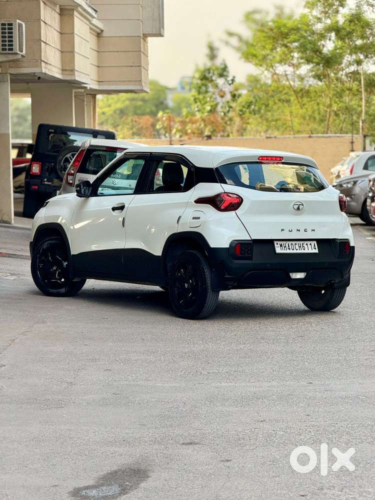 Tata Punch, 2022, Petrol