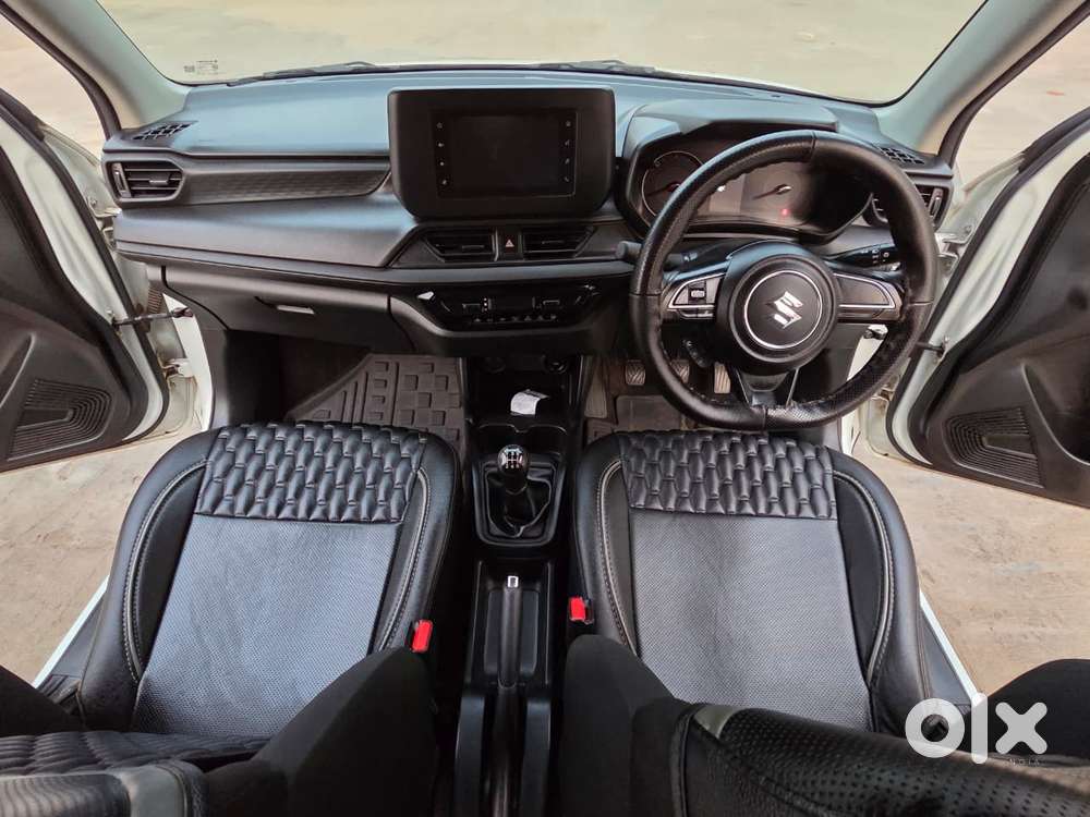 Maruti Suzuki Swift Vxi Optional, 2025, Cng & Hybrids