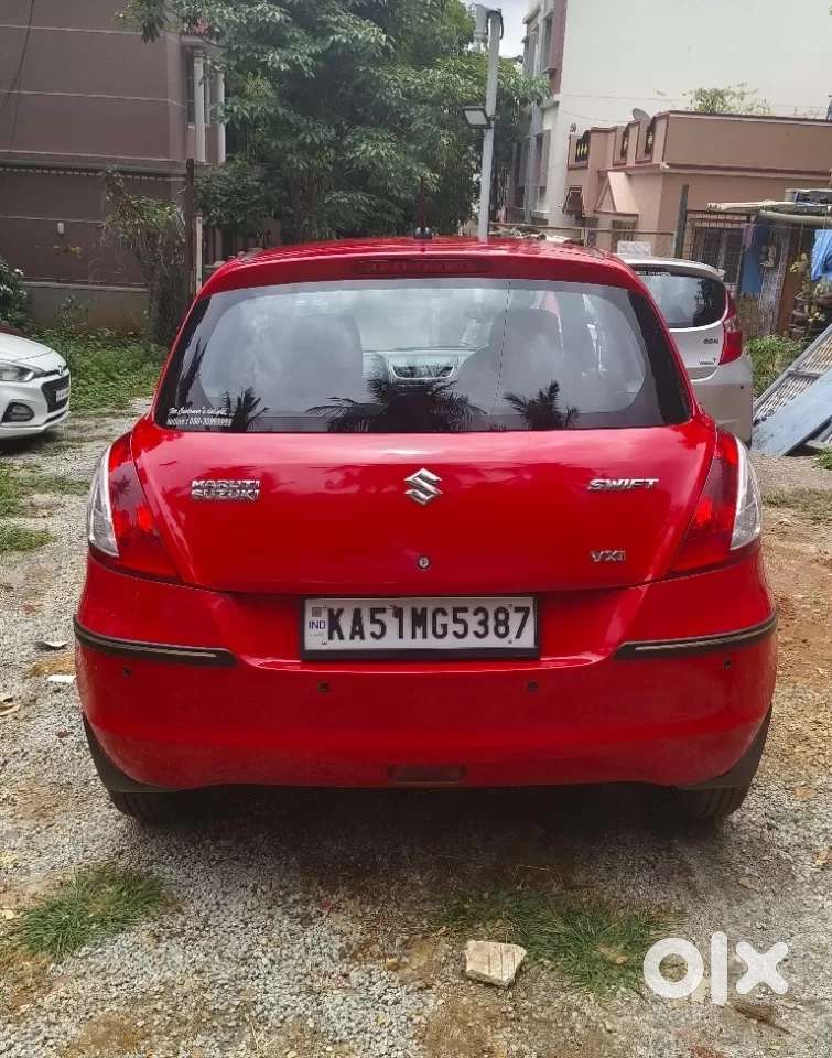 Maruti Suzuki Swift Vxi, 2015, Petrol