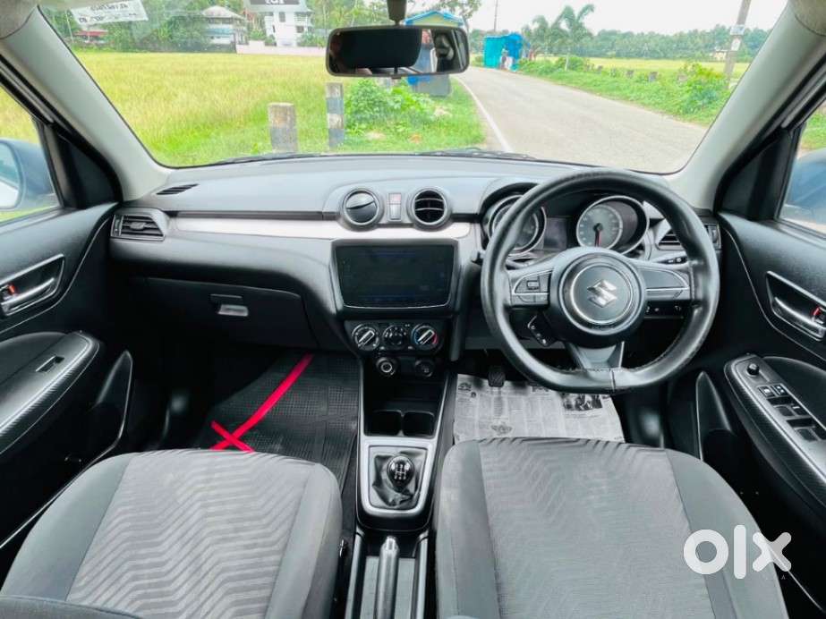 Maruti Suzuki Swift Vxi Abs Bsiv, 2022, Petrol