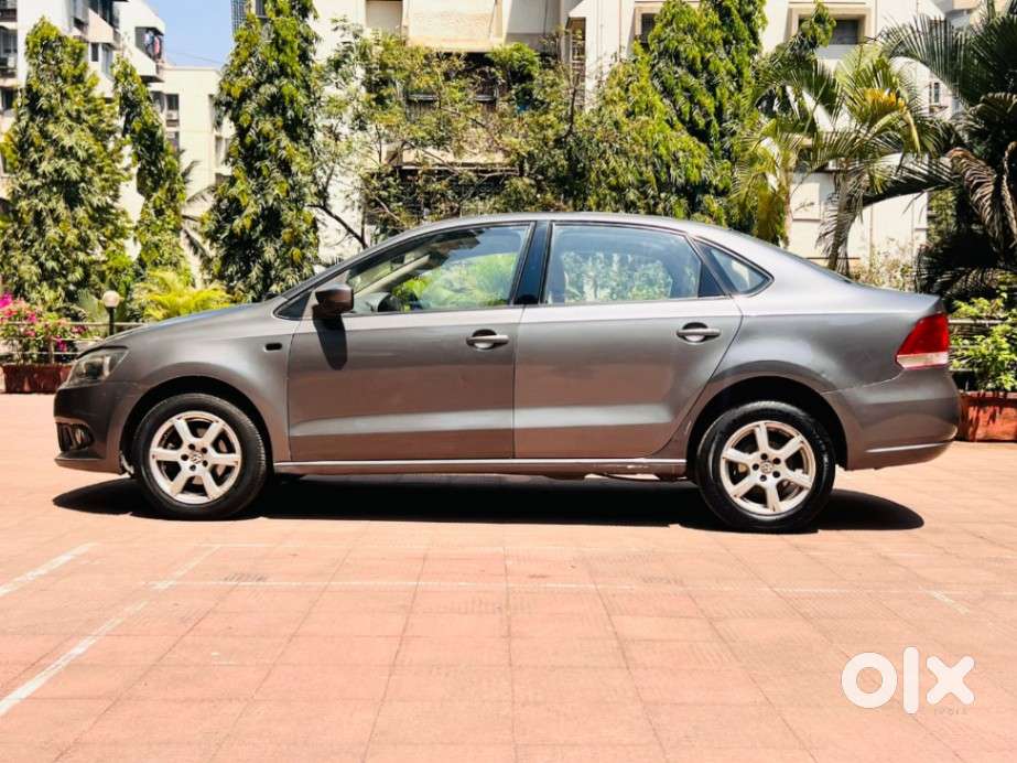 Volkswagen Vento 1.2 Tsi Highline Plus At, 2014, Petrol