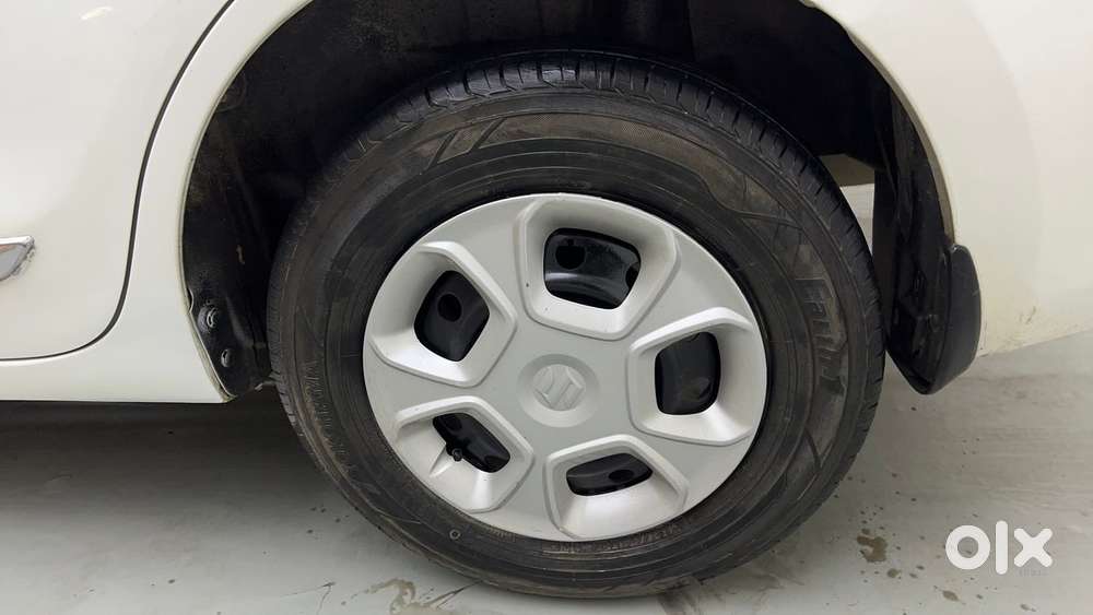 Maruti Suzuki Dzire 1.2 Vxi, 2017, Petrol