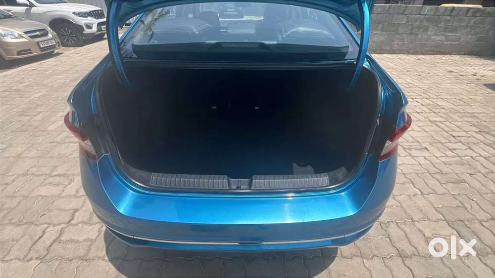 Skoda Slavia Style 1.5l Tsi Dsg, 2022, Petrol