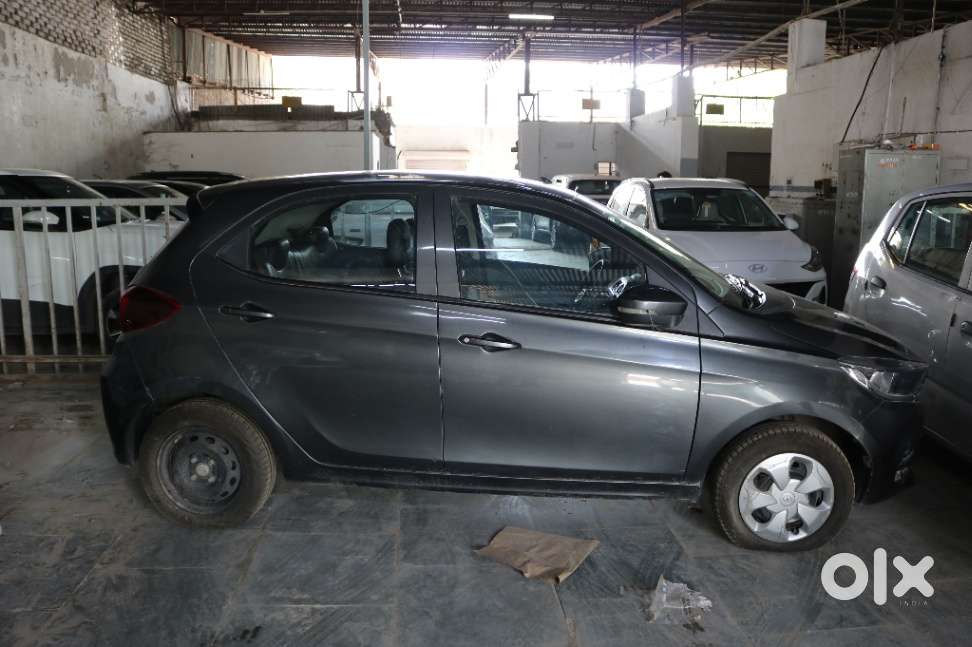 Tata Tiago, 2021, Petrol