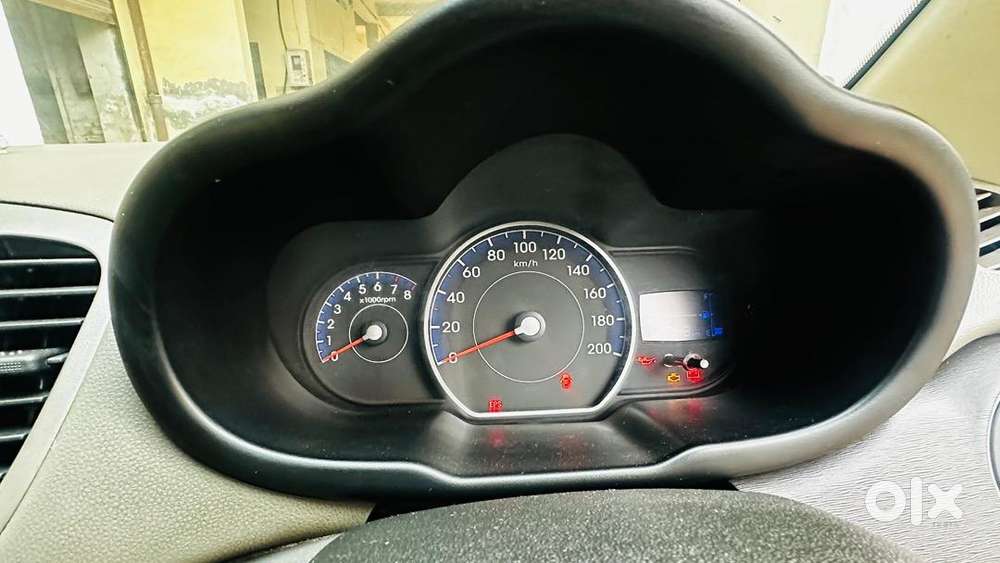 Hyundai I10 Asta 2011 Model