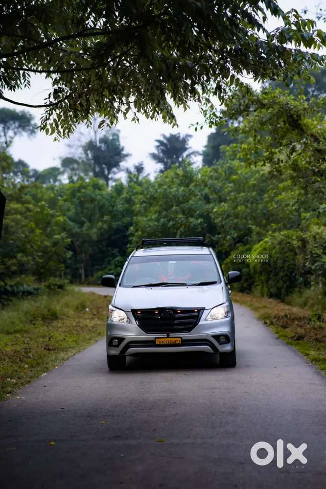 Toyota Innova 2013 Diesel.