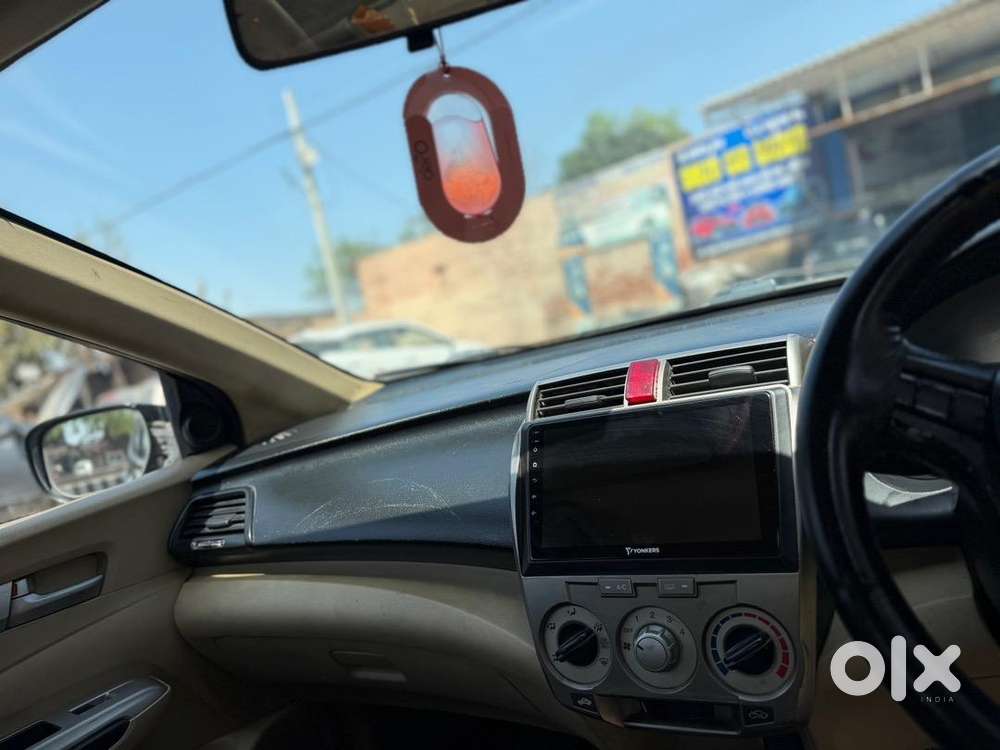 Honda City 2011 Petrol+cng Well Maintained