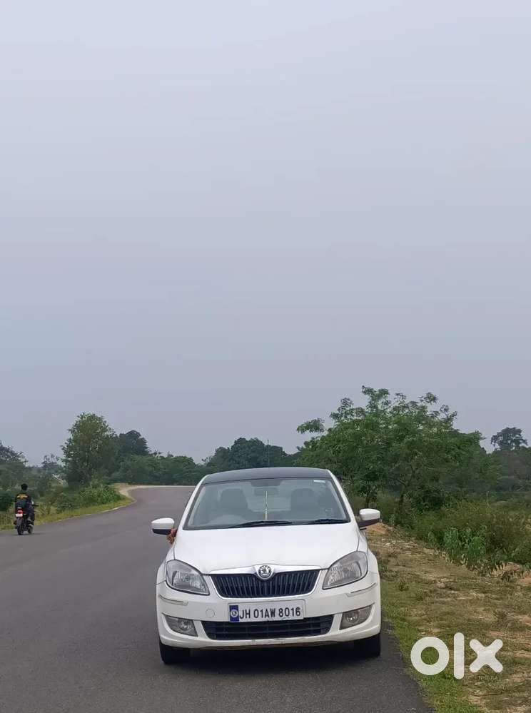 Skoda Rapid Elegance 2013 Diesel Manual