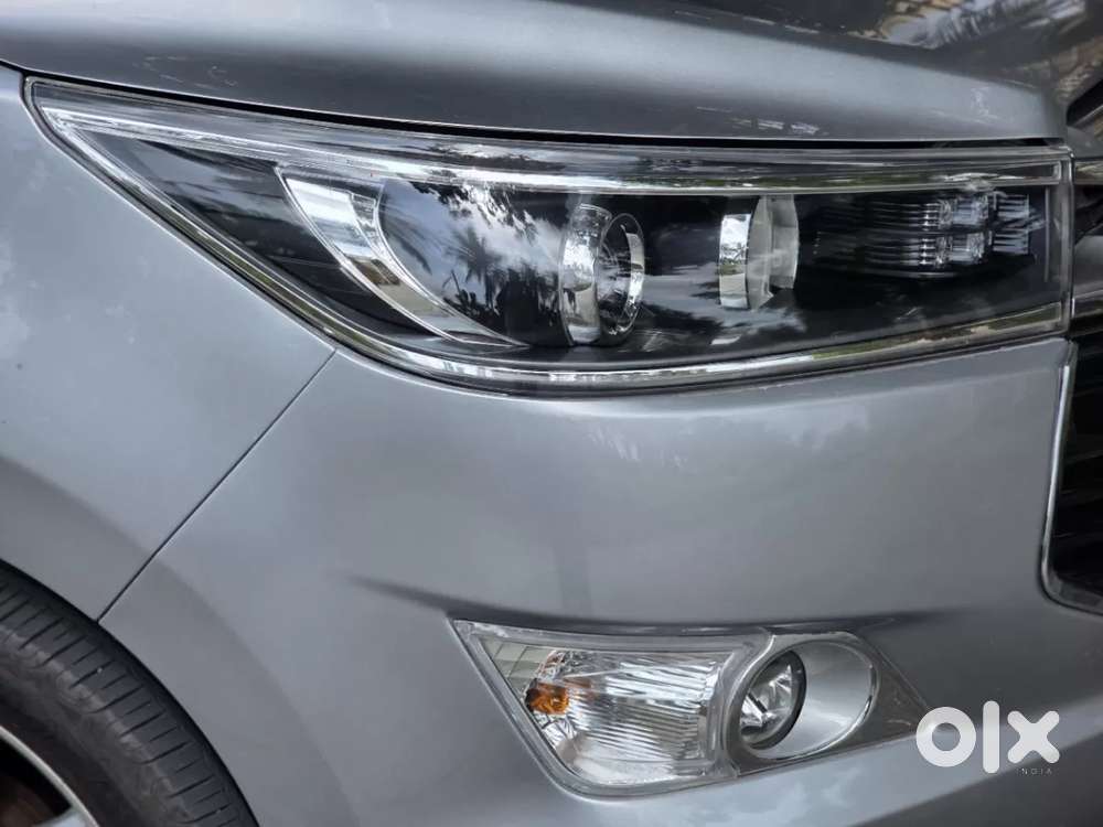 Toyota Innova Crysta 2.8 Zx At 7 Seater, 2019, Diesel