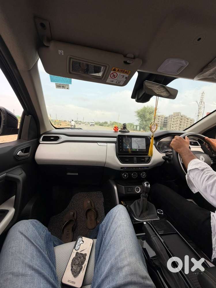 Renault Kiger Petrol 2025