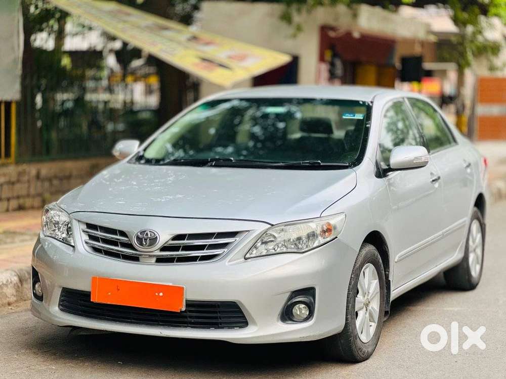 Toyota Corolla Altis G, 2013, Petrol