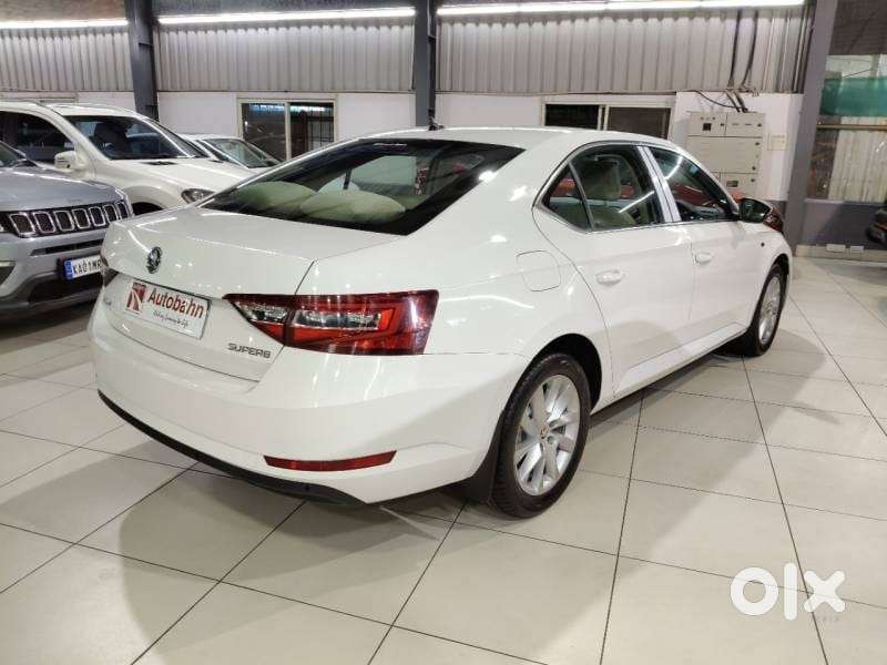 Skoda Superb L&k 2.0 Tdi At, 2017, Petrol