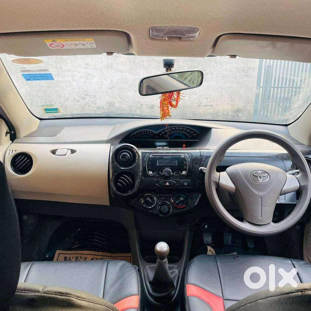 Toyota Etios Liva V Limited Edition, 2016, Petrol