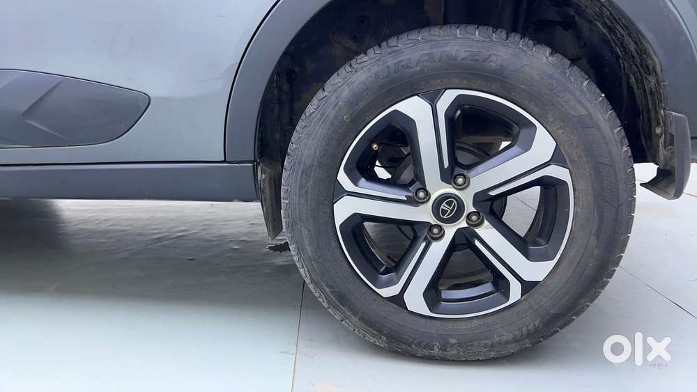 Tata Nexon 1.2 Revotron Xza Plus, 2021, Petrol