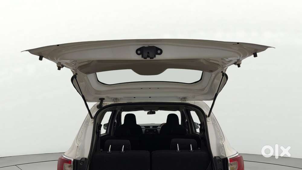 Renault Triber Rxl, 2021, Petrol