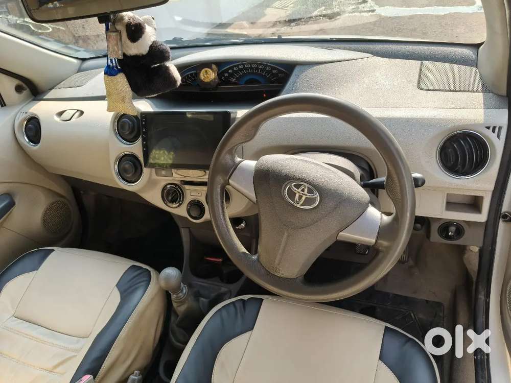 Toyota Etios Liva 2015