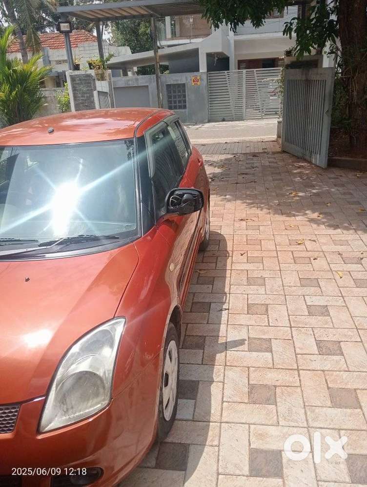 Maruti Suzuki Swift 2004-2010 1.3 Lxi, 2005, Petrol