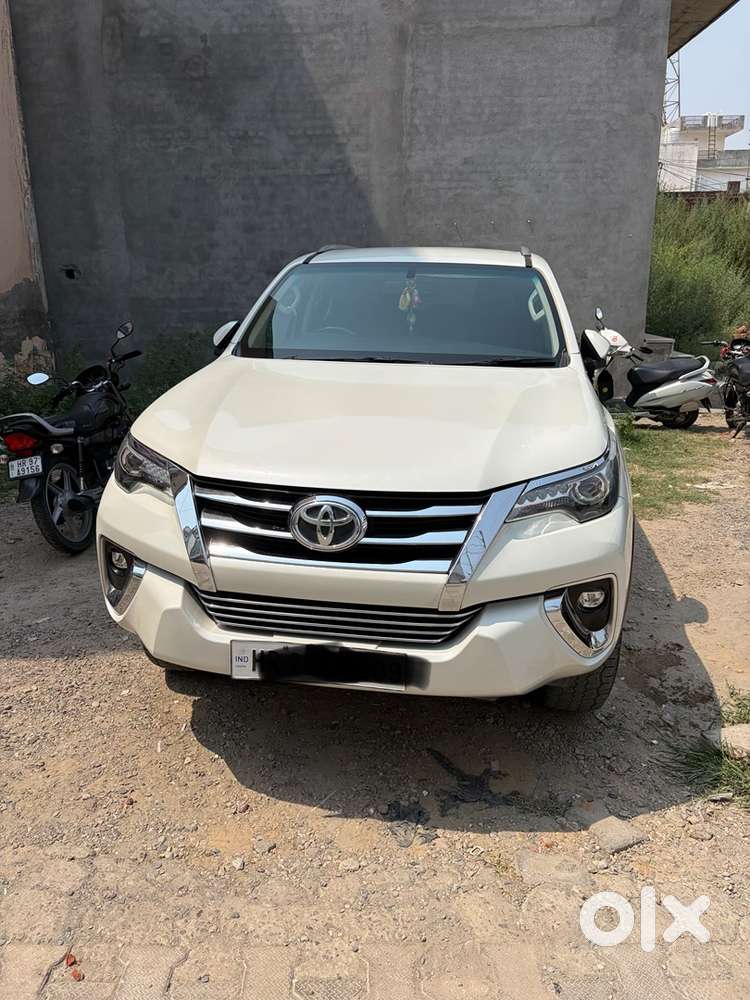 Toyota Fortuner Diesel 2019